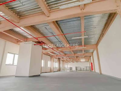 Склад в аренду в Аль Варсан, Дубай - Склад в Аль Варсан，Варсан 2, 349999 AED - 12692668