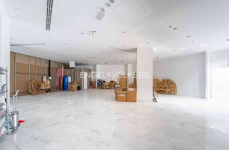 Shop for Rent in Bur Dubai, Dubai - Retail > Lease > Wafi Opportunity