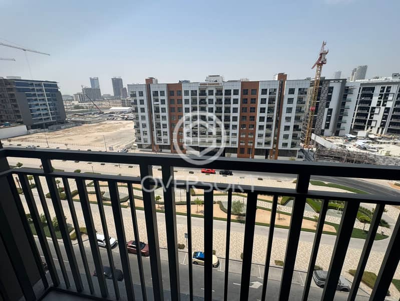 Stylish 1 Bedroom + Study, kitchen suppliers - Image 10