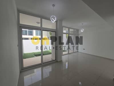 3 Bedroom Villa for Rent in DAMAC Hills 2 (Akoya by DAMAC), Dubai - 01 (18). jpeg