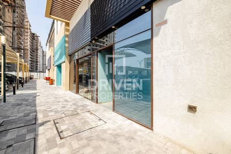 Shop for Rent in Living Legends, Dubai - Suitable for Coffee Shop or Restaurant | Vacant