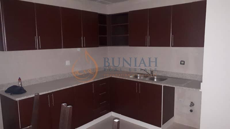 7 4 Bed Room with 4 baths and Maid room is for Rent in Majestic Tower Sharjah