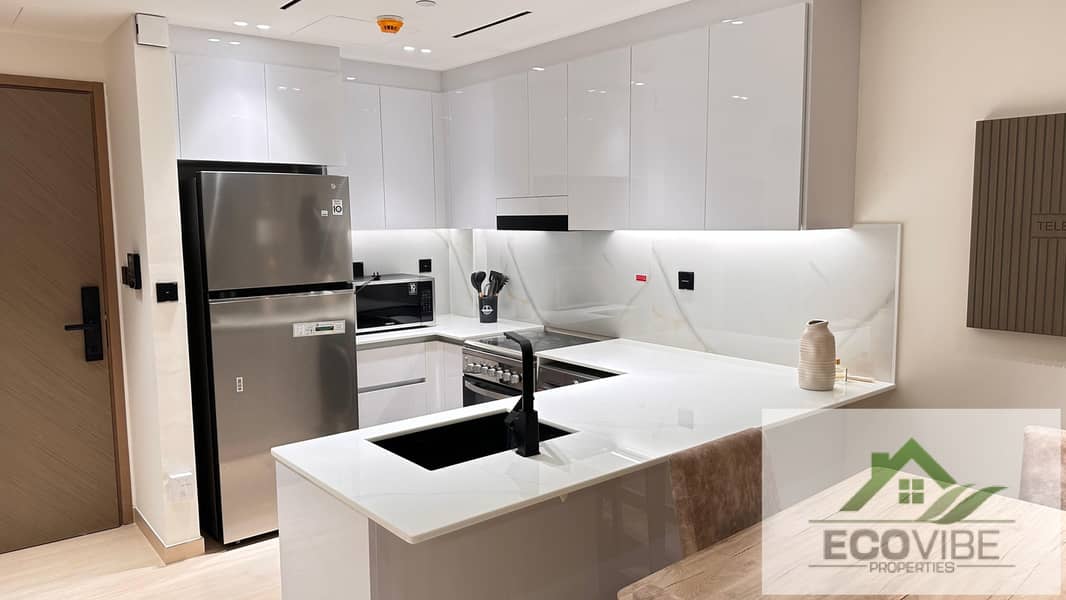 Fully Furnished | High Floor | Ready to Move In - Image 10