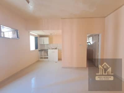استوديو  للايجار في مويلح، الشارقة - IMG-20250903-WA0021. jpg