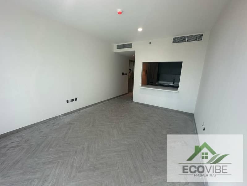 High floor big layout | Unfurnished 1 BHK for rent | Brand new