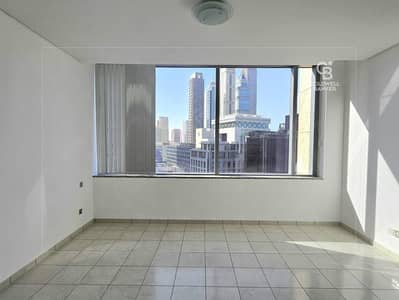 2 Bedroom Apartment for Rent in DIFC, Dubai - Renovated | Prime Location | Well Maintained