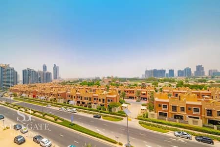 2 Bedroom Flat for Sale in Dubai Sports City, Dubai - Golf View Unit | Stylish Interior | Prime Location