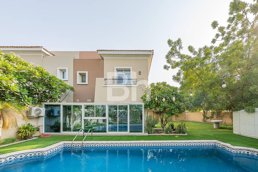 Pool | Backing Park | Near Lake | 3 Beds | Study Pool | Backing Park | Near Lake | 3 Beds | Study