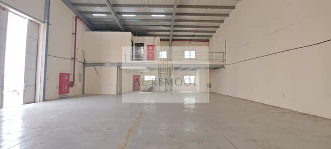 مستودع  للايجار في الصجعة، الشارقة - 1c80ec2b-2868-4603-b71d-5ebc7640fd1b. jpg