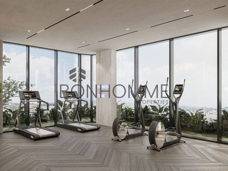 12 Untitled-1_0014_gym-03. jpg