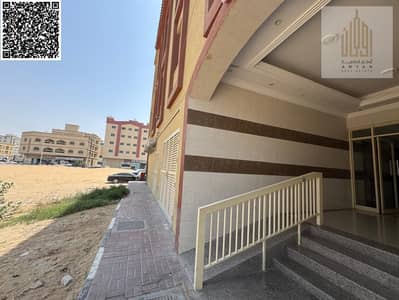 Building for Sale in Al Jurf, Ajman - 001158b3-e5c0-444d-b997-29224e6f2e48. jpeg