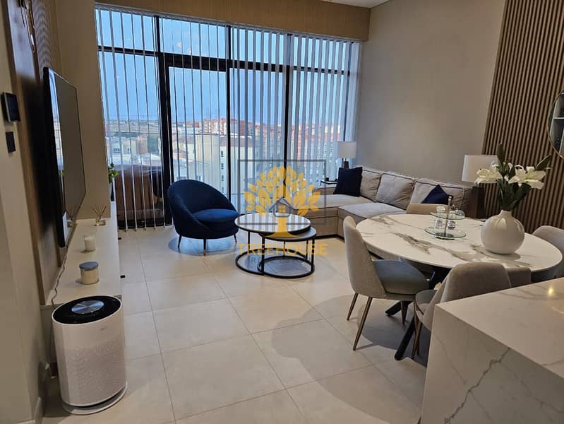 FULLY FURNISHED | SPACIOUS 1B APARTMENT | LUXURY