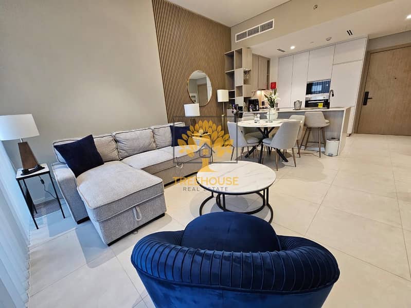 FULLY FURNISHED | SPACIOUS 1B APARTMENT | LUXURY