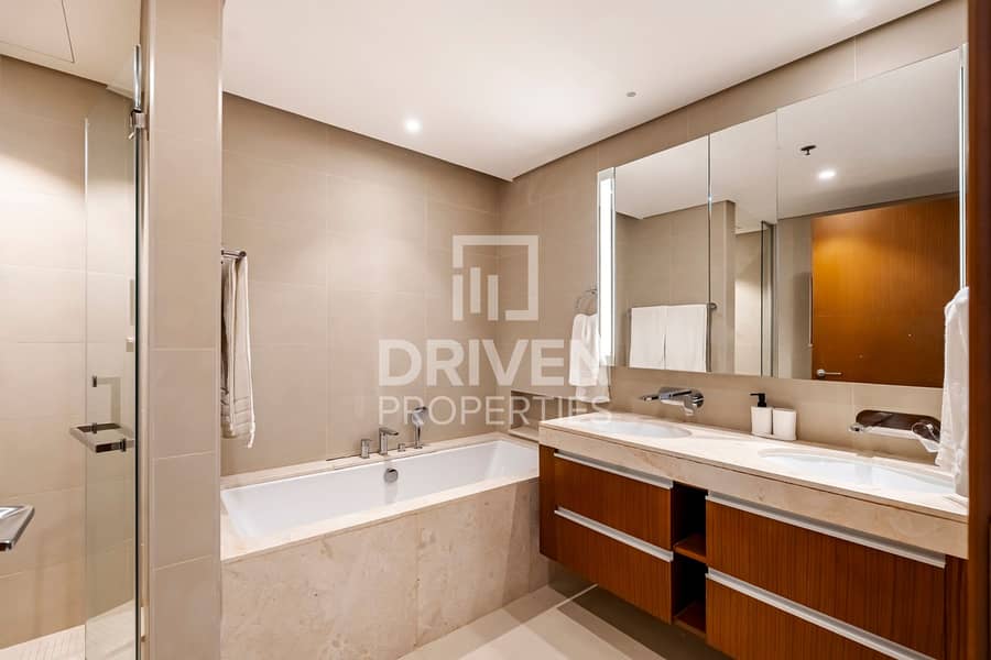 Exquisite High Floor Unit | Burj Khalifa View - Image 16