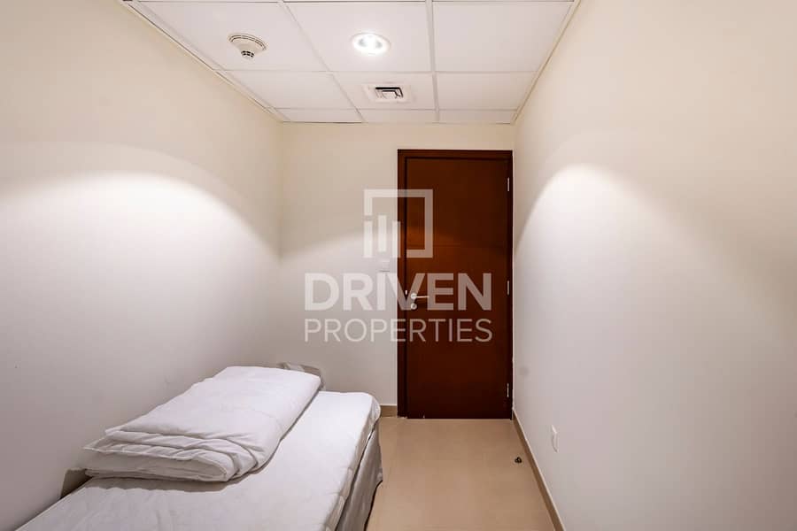 Exquisite High Floor Unit | Burj Khalifa View - Image 19