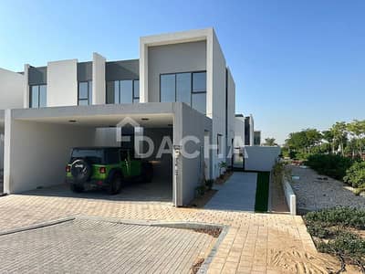 4 Bedroom Townhouse for Rent in Dubailand, Dubai - Premium End-Unit | Elevated Plot | Vacant Property