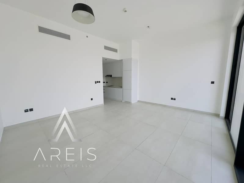 Spacious Studio with Modern Finishes