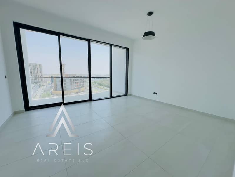 Spacious Studio with Modern Finishes - Image 7