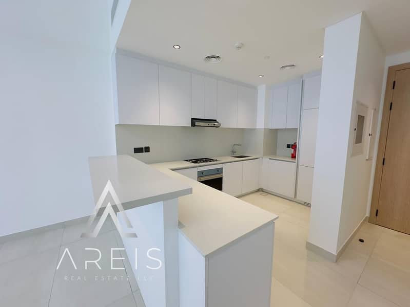 Spacious 2BR Apartment | Chiller Free | Balcony