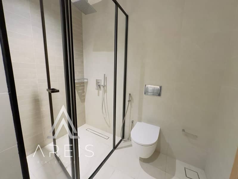 Spacious 2BR Apartment | Chiller Free | Balcony - Image 13