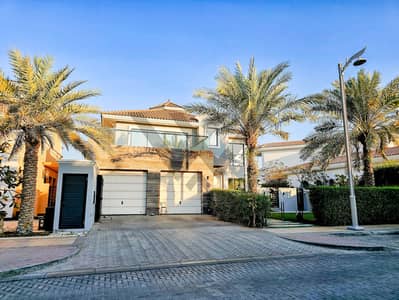 4 Bedroom Villa for Sale in Palm Jumeirah, Dubai - 20250319_174041. jpg