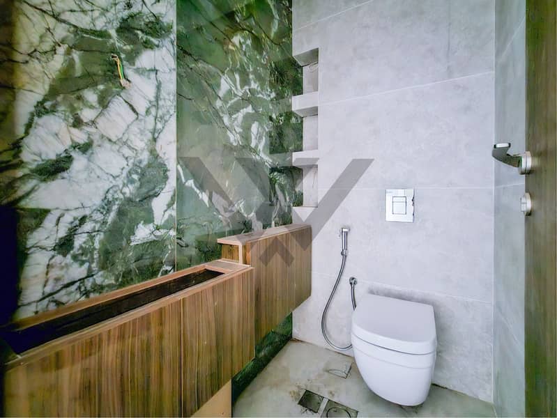 14 JVC 5BR Semi-detached Villa-15. jpg