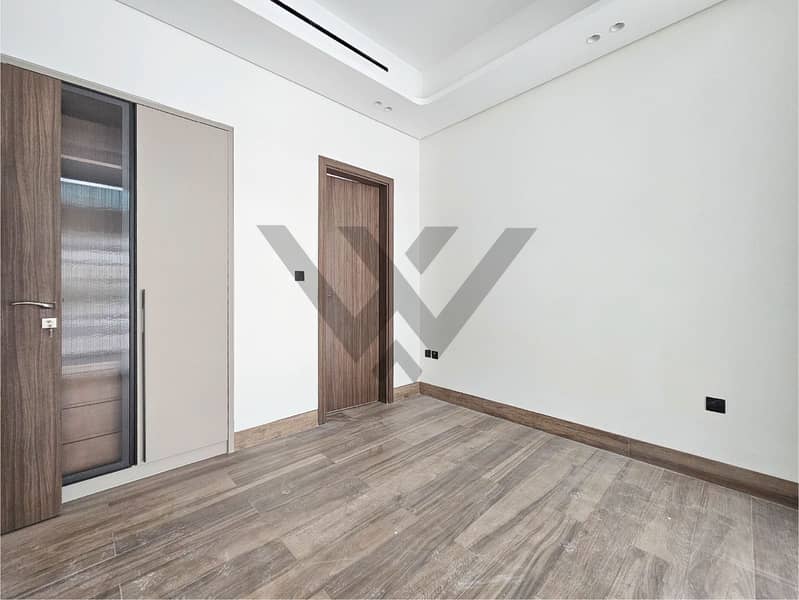15 JVC 5BR Semi-detached Villa-16. jpg