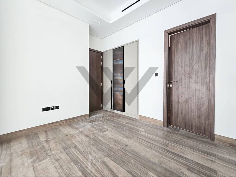 17 JVC 5BR Semi-detached Villa-18. jpg