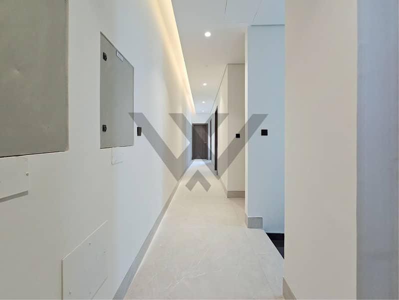 20 JVC 5BR Semi-detached Villa-21. jpg