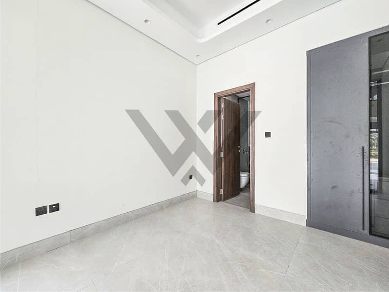 24 JVC 5BR Semi-detached Villa-25. jpg
