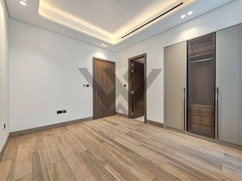 39 JVC 5BR Semi-detached Villa-38. jpg
