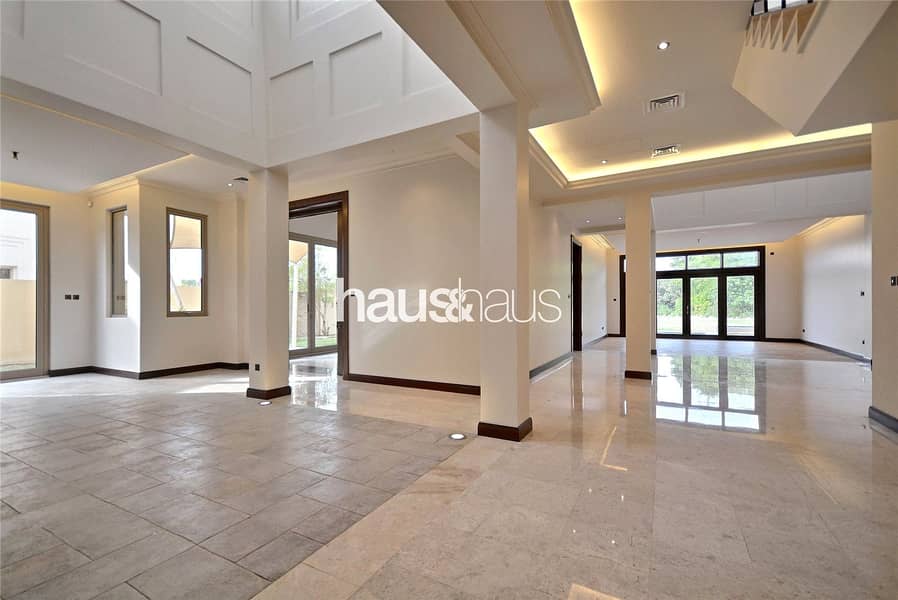 Spacious | Pool + Jacuzzi | Terrace | WOW factor