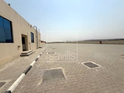 Plot for Rent in Al Sajaa Industrial, Sharjah - Commercial Yard| Ready to Move| Ideal Location