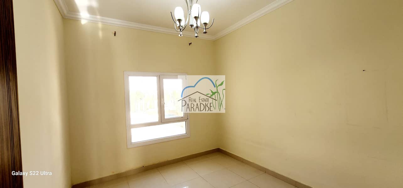 available 6 bedroom 4 master villa/ specious living/dinning area / fitted kitchen store room/laundry room/shared s/pool 3 parking/for rent in mirdif - Image 13