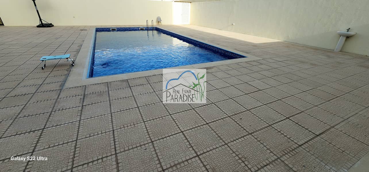 available 6 bedroom 4 master villa/ specious living/dinning area / fitted kitchen store room/laundry room/shared s/pool 3 parking/for rent in mirdif - Image 31