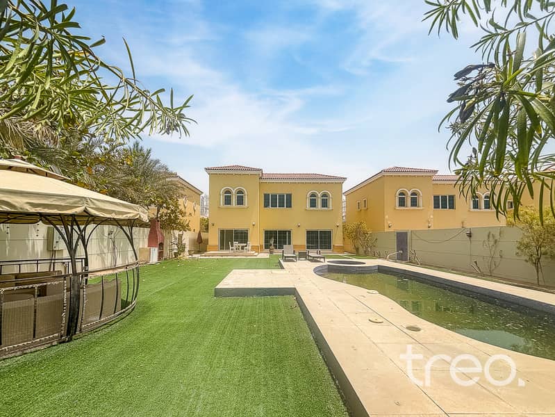 Private Pool | Internal | 4 Bed | Landscaped
