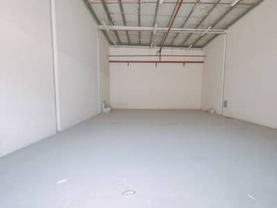 مستودع  للايجار في صناعية الصجعة، الشارقة - 1000272947. jpg