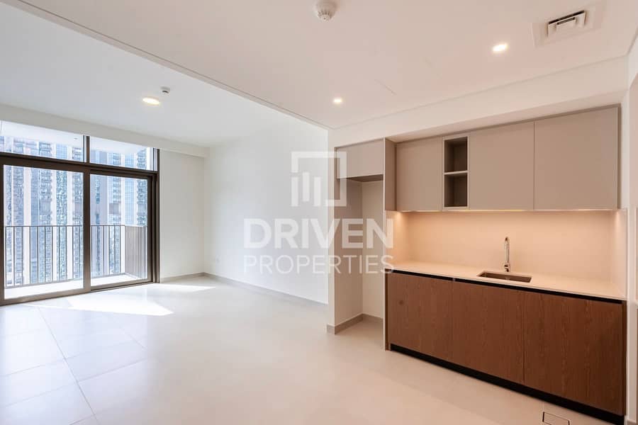 Vacant New Unit | Full Park and Water Views