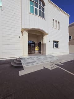 Spacious 6-Bedroom Villa with Outdoor Kitchen & Private Yard in MBZ City