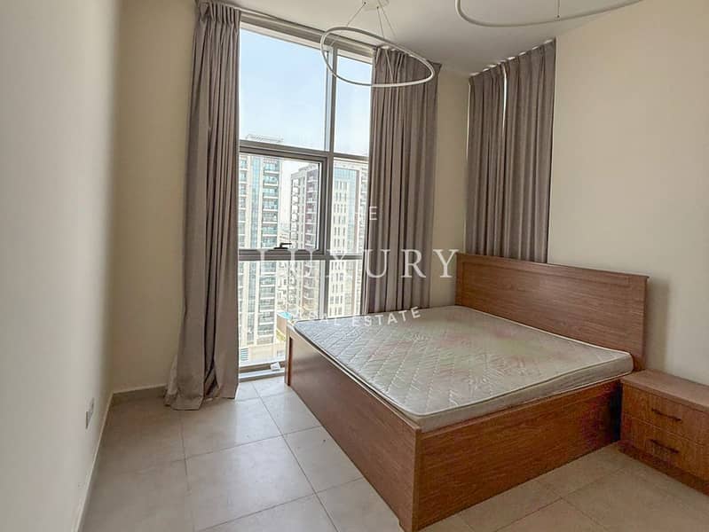 3 Modern_2BR___Furnished___Vacant___Al_Furjan-8. jpg