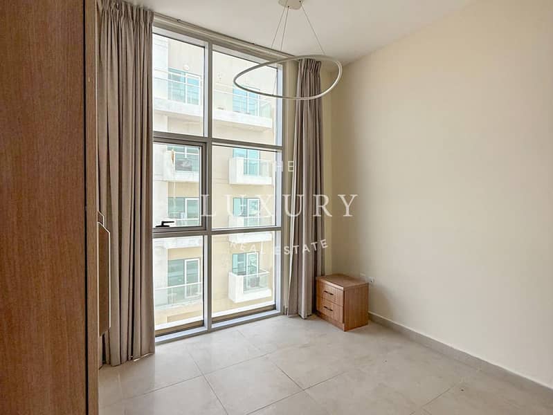 6 Modern_2BR___Furnished___Vacant___Al_Furjan-4. jpg
