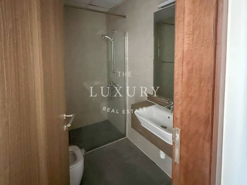 9 Modern_2BR___Furnished___Vacant___Al_Furjan-7. jpg
