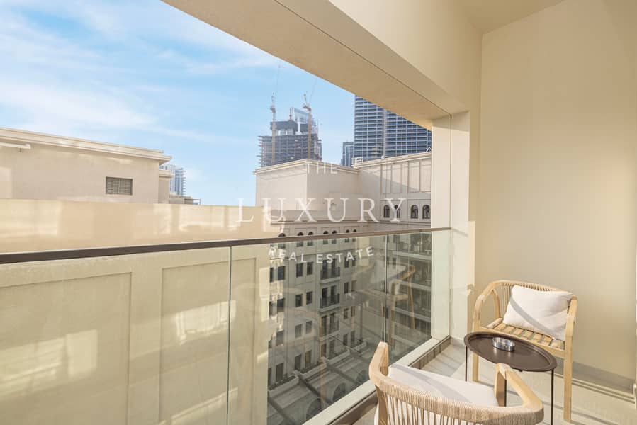 2 Fully_Furnished___Vacant___Lagoon_Access-11. jpg
