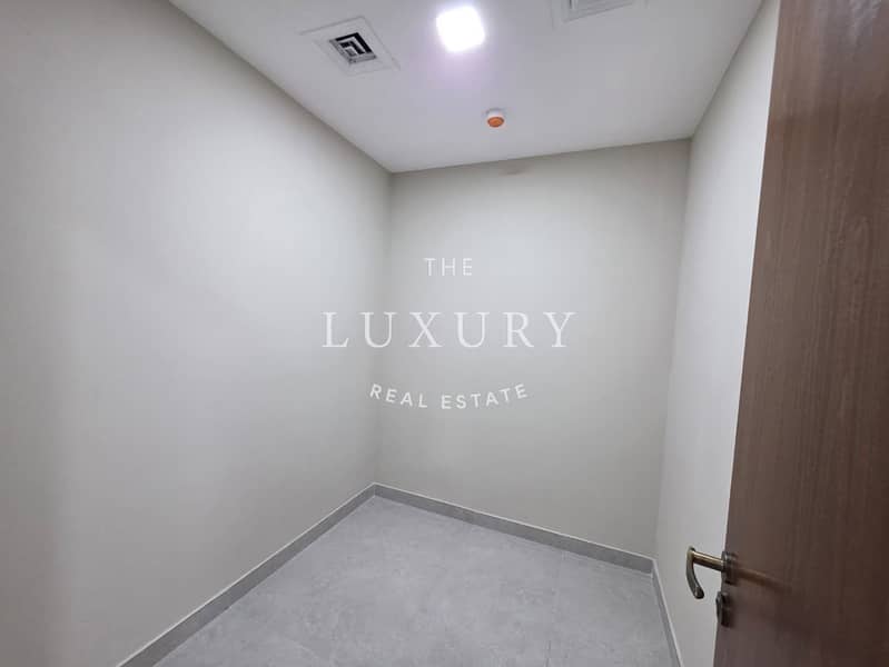 5 Modern_Apartment___Brand_new___Prime_Location-7. jpg