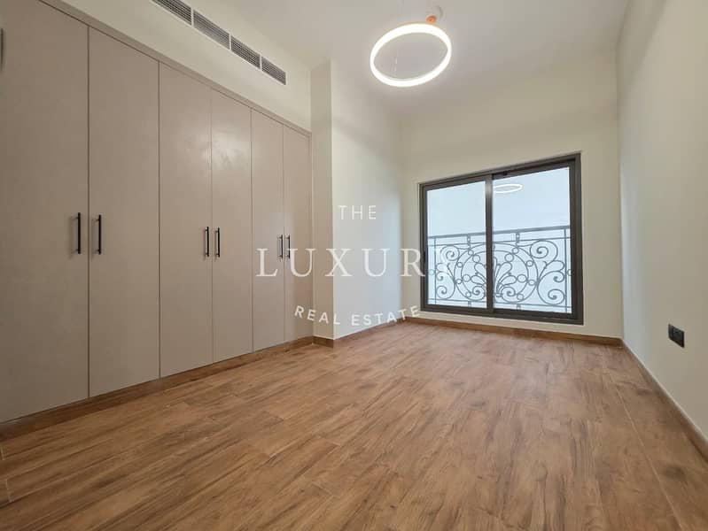 7 Modern_Apartment___Brand_new___Prime_Location-13. jpg