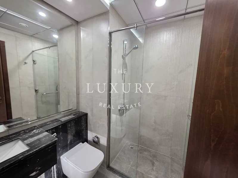 10 Modern_Apartment___Brand_new___Prime_Location-5. jpg