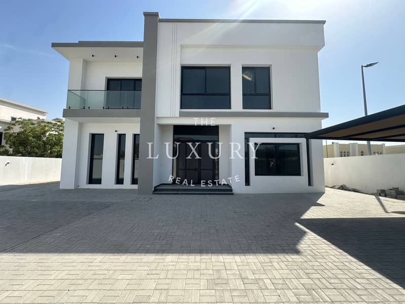 5BR | Modern Villa | Prime Location