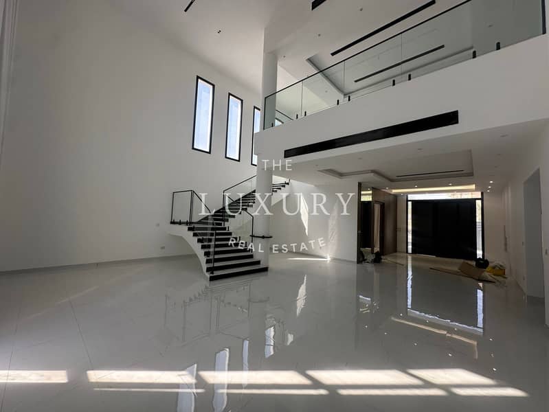 5BR | Modern Villa | Prime Location