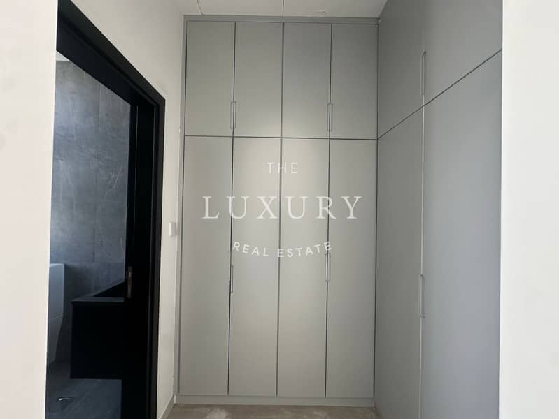 5BR | Modern Villa | Prime Location - Image 10