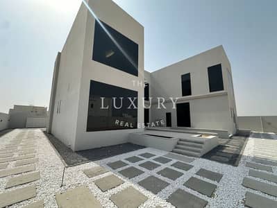 فیلا 6 غرف نوم للايجار في المدينة العالمية، دبي - Brand_New___Modern___Private_Garden_-2. jpg